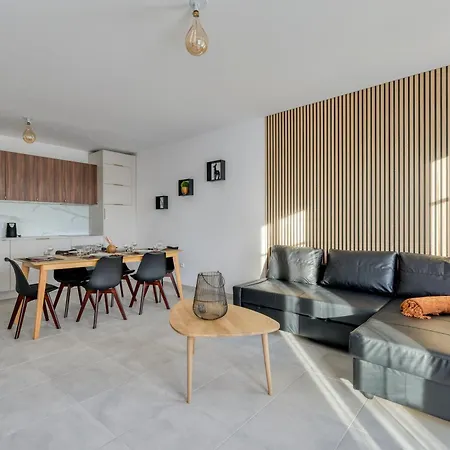 Serrissiens Navarre - 10min Apartman *